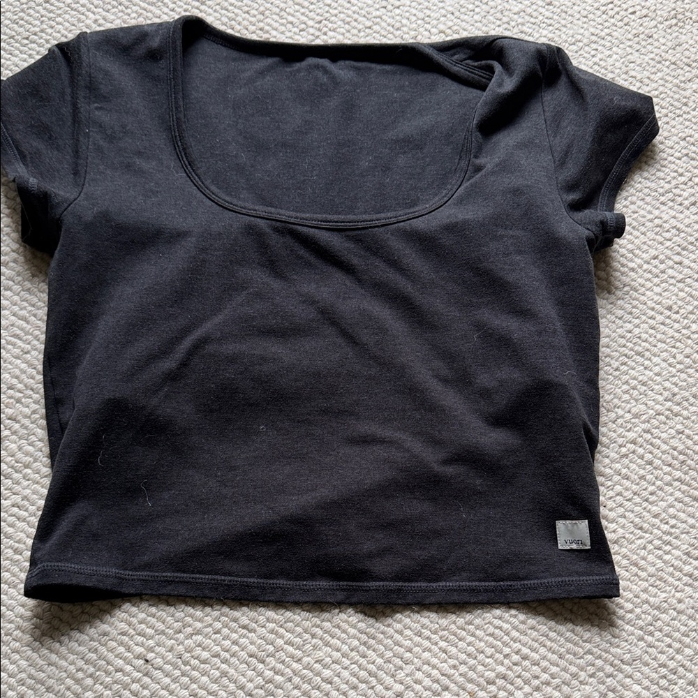 Vuori Black Short Sleeve Women's Tee